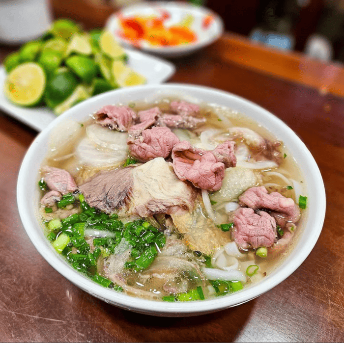 Phở 10 Lý Quốc Sư