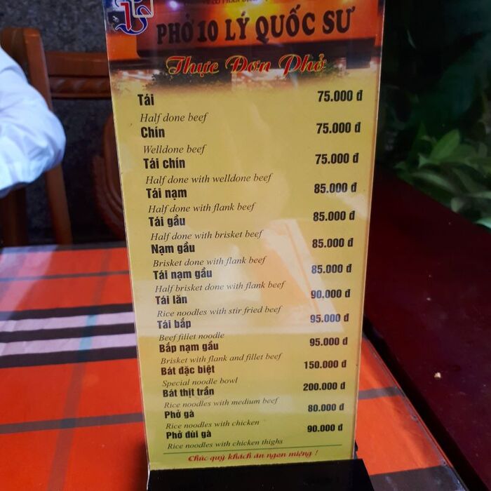 Menu tại Phở 10 Lý Quốc Sư khá đa dạng