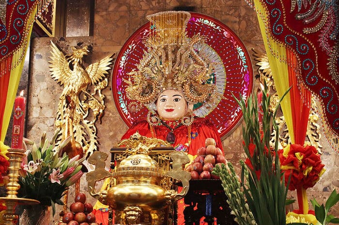 Bà Chúa Xứ Núi Sam là ai